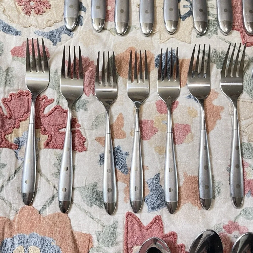 28 pc set Hampton Silversmiths LACOUPOLE Frosted Stainless flatware 7 Person Set